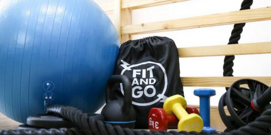 Esercizi per le braccia senza pesi da fare in casa